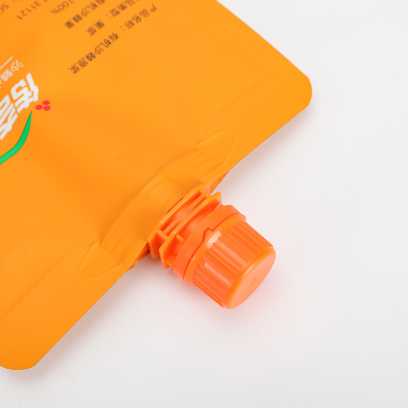 Customize Flexible Packaging Tomato Sauce Paste Bag Liquid Spout Pouch for Beverage Packaging Bag